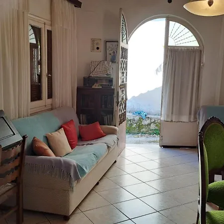 Case de vacanță Marisol Garden *